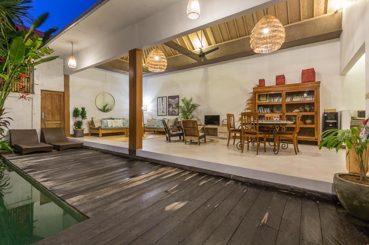 Pulesari 2 Bedrooms Seminyak Exterior foto
